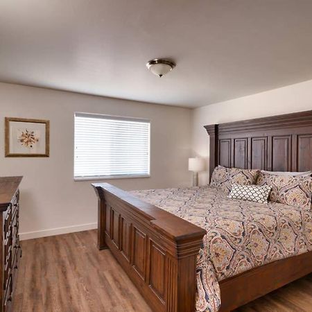 5K Top Floor Redcliff Condo, Pool & Hot Tub Моаб Экстерьер фото